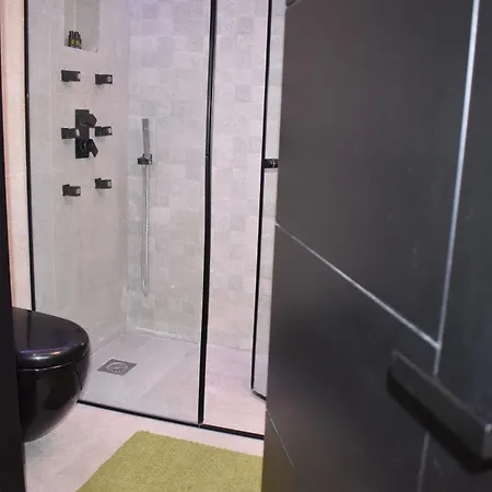 Skyview Apartamento *